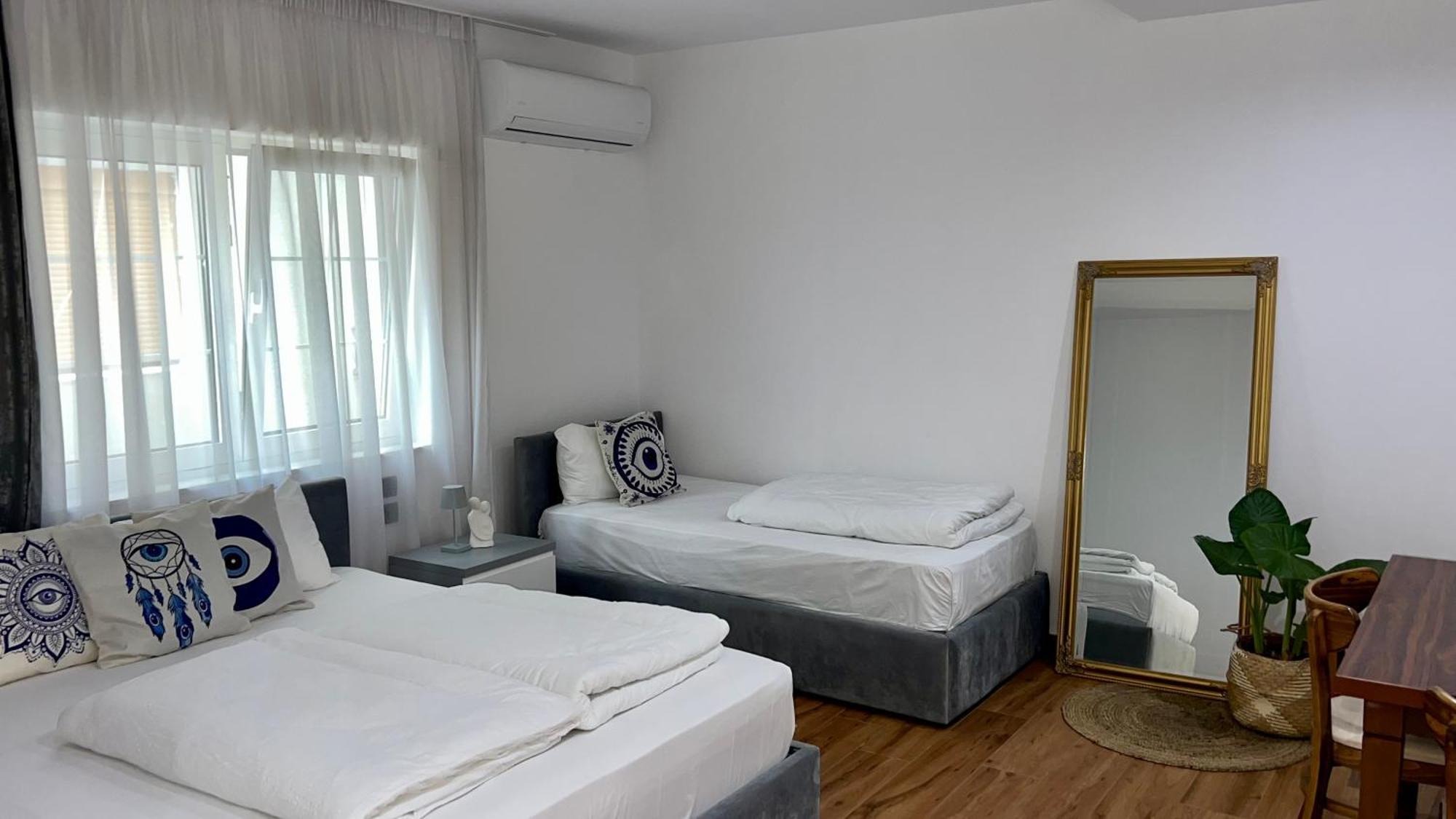 Herta - Escape Hotel Durres