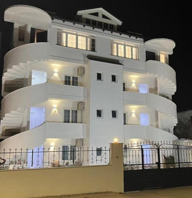 Herta * Durres